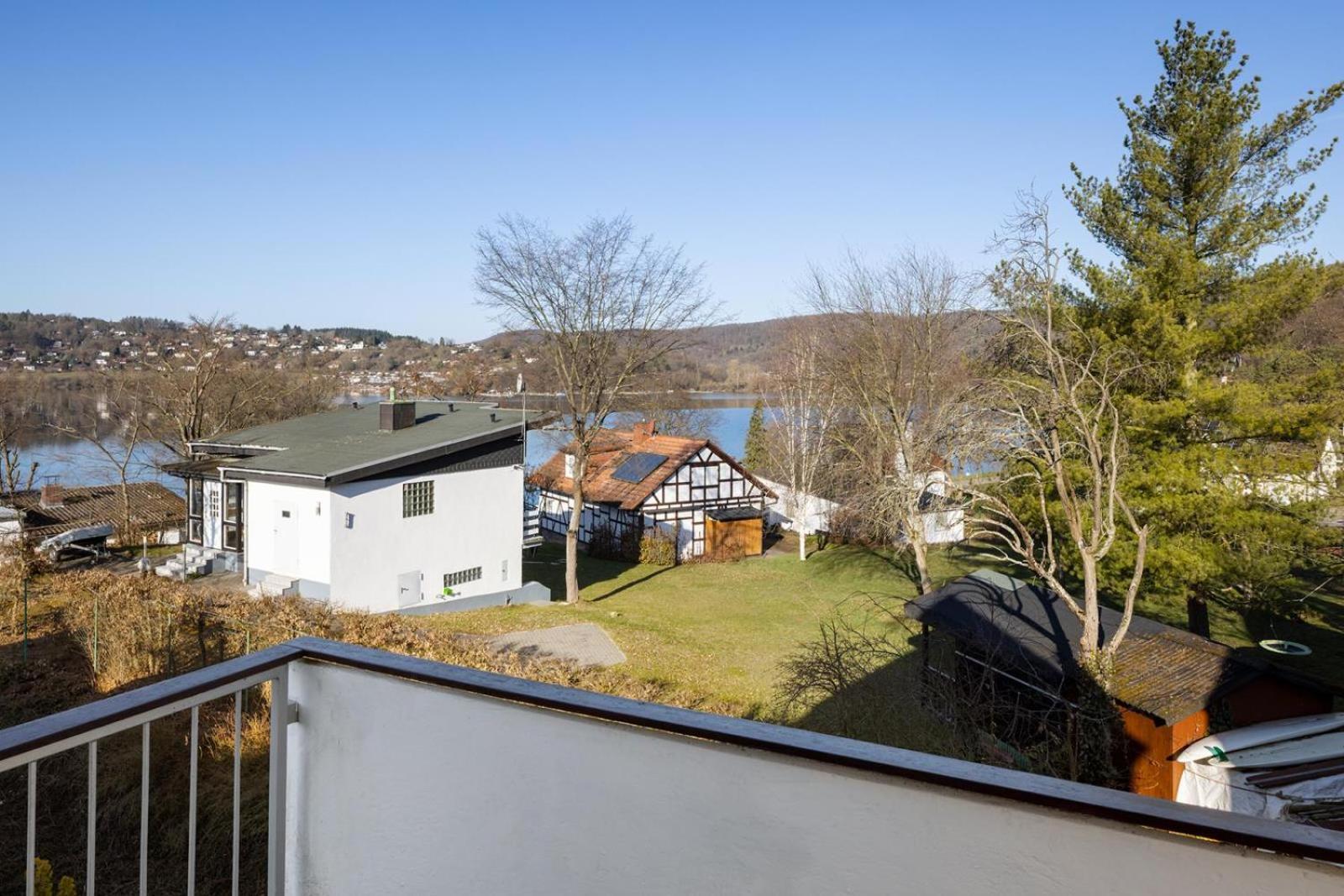 Gemutliche 93M2Fewo Mit 2 Schlafzimmern Und Seitlichem Seeblick Vom Balkon Scheid  Esterno foto